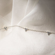 Load image into Gallery viewer, Clover Crystal Necklace