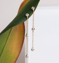 Load image into Gallery viewer, Dainty Crystal Drop Earrings