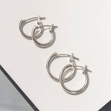 Load image into Gallery viewer, Huggie Hoop Earrings 14K