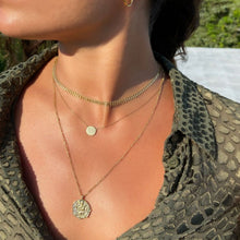 Load image into Gallery viewer, Disc Necklace