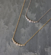 Load image into Gallery viewer, Lina Curve Necklace