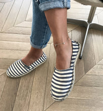 Load image into Gallery viewer, Dakota Dangle Anklet
