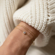 Load image into Gallery viewer, Dainty Solitaire Bracelet
