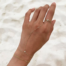 Load image into Gallery viewer, Figaro Chain Bracelet
