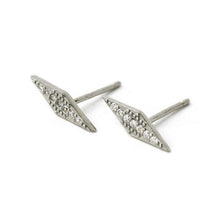 Load image into Gallery viewer, Angulo Dainty Stud Earrings
