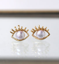 Load image into Gallery viewer, Hamsa Eye Pearl Stud Earrings
