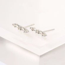 Load image into Gallery viewer, Baguette Bar Studs
