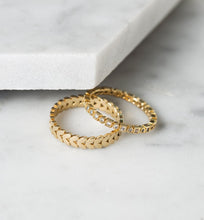 Load image into Gallery viewer, Eva Squared Ring
