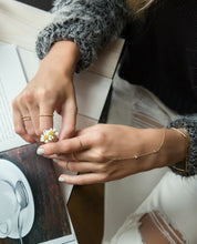 Load image into Gallery viewer, Eva Squared Ring
